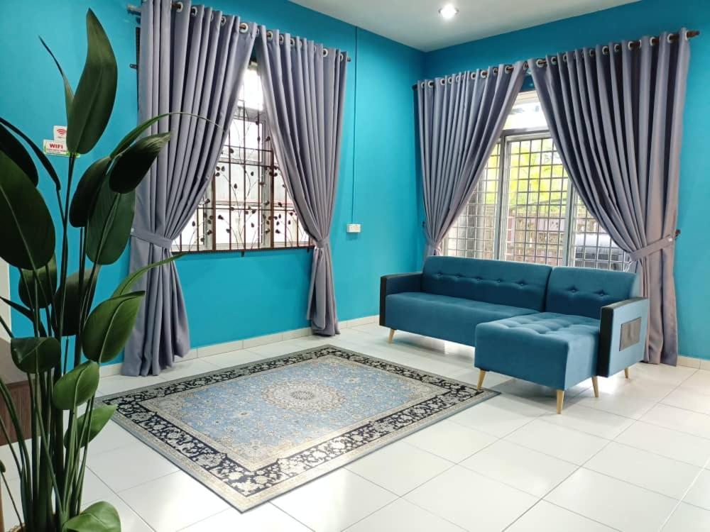 Kemaman Private Pool Fyna *