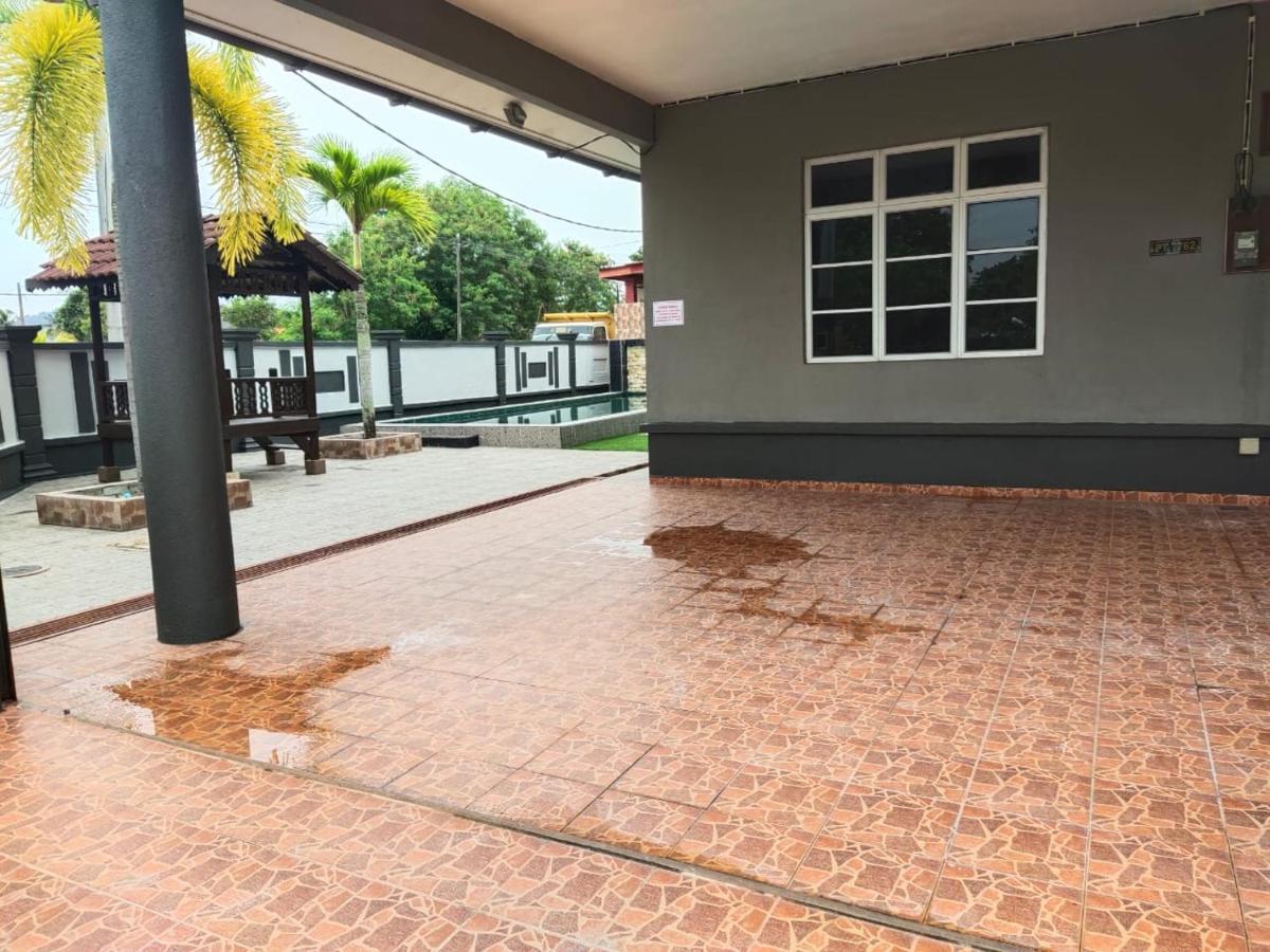 Kemaman Private Pool Fyna *